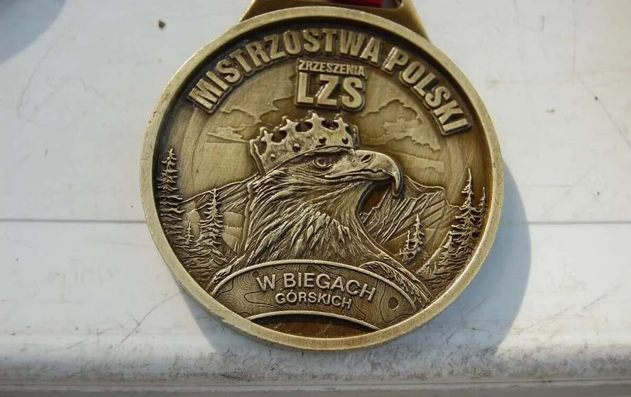 Grafika promocyjna wydarzenia Mistrzostwa Polski krajowego zrzeszenia LZS w biegach górskich