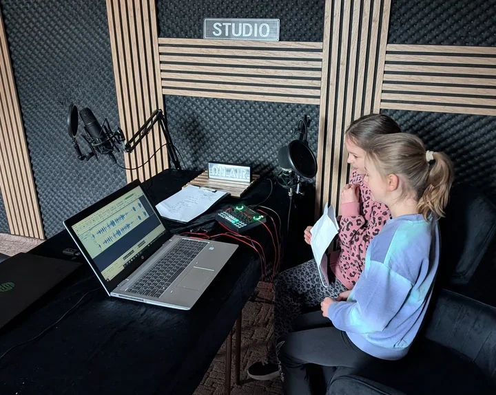 Dzień z podcastem w UG Brody - uczestnicy tworzyli krótkie historie i nagrania