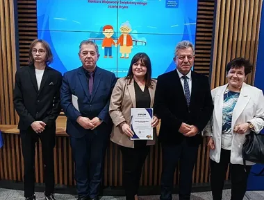 CUS z Brodów wyróżniony za łączenie pokoleń w świętokrzyskim konkursie