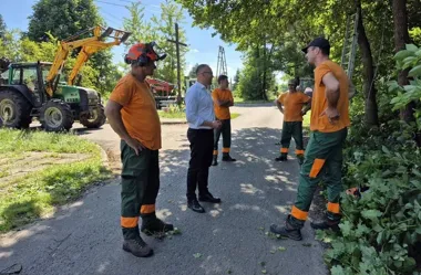 Na Długiej zmienia się cała codzienność. Staw Kunowski dostaje bezpieczniejszą drogę