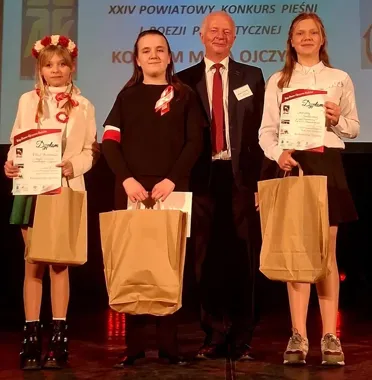 Styków wraca z patriotycznego konkursu z potrójnym podium