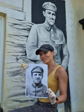 Dwie pamięci na jednej ścianie. Mural generała Piskora w Borze Kunowskim