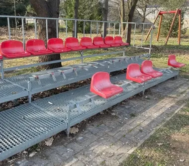 Zniszczyli boisko w Stykowie. Sprawa trafiła do prokuratury