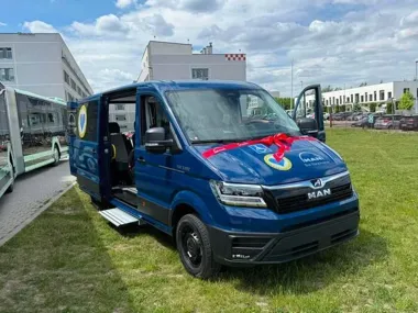 Nowy bus dla szpitala w Starachowicach. Ma wozić pacjentów na dializy