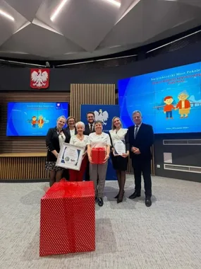 Starachowiccy seniorzy z bajkowym pomysłem sięgnęli po główną nagrodę
