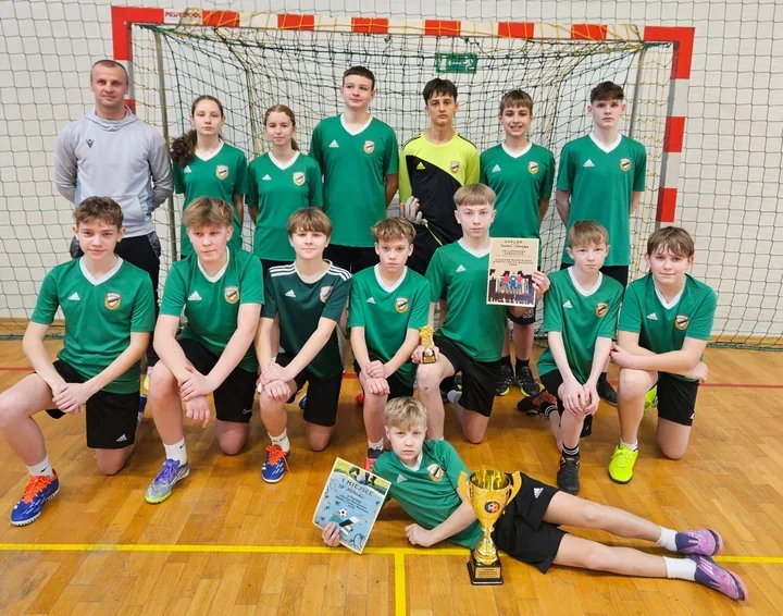 Mirzec triumfuje w Walentynkowym Turnieju – gminna drużyna bez porażki