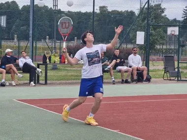 Burza przerwała finał. Marcin Glibowski wygrał Tenis Tur w Wąchocku