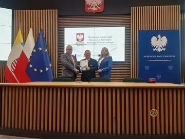 Wąchock zachowuje punkt od Czystego Powietrza. Pomoc dla mieszkańców zostaje