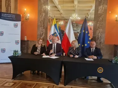 W Ratajach przebudują 255 metrów drogi. Umowa już podpisana